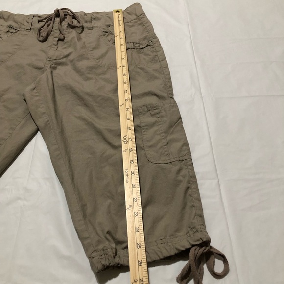 d. jeans Women’s 100% Cotton Drawstring Cargo Capri Khaki Pants 14P - Picture 4 of 9